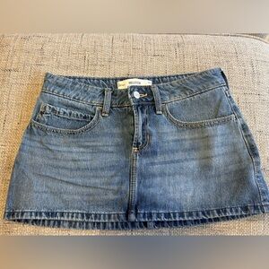Hollister Women's Low Rise Denim Blue Mini Skort